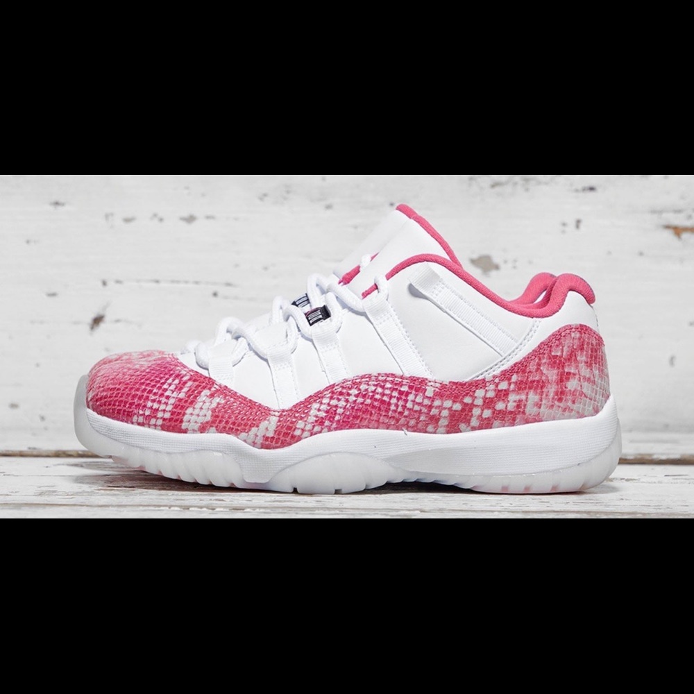 Jordan 11s